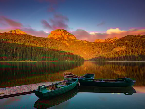 Montenegro water dock with 4 canoes